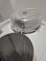 NIEUW! Taartstolp met 6 bordjes, Huis en Inrichting, Keuken | Servies, Overige materialen, Nieuw, Ophalen of Verzenden, Bord(en)