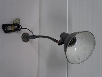 A6182 Vintage industriele lamp overtoom beschikbaar voor biedingen