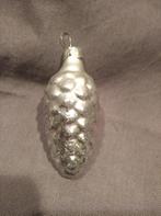 B223 oude Russische kerstbal dennenappel zilver, 8 cm, Ophalen of Verzenden, Gebruikt