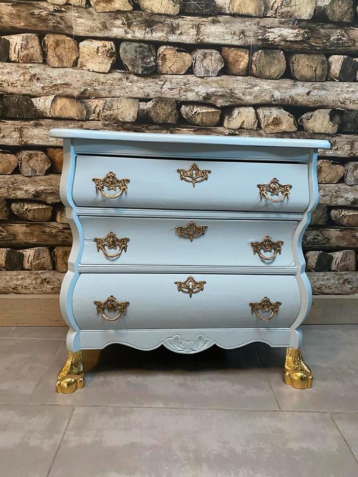 Blauw ladekastje babykamer met Gouden Accenten, Huis en Inrichting, Kasten | Dressoirs, Zo goed als nieuw, 50 tot 100 cm, 25 tot 50 cm