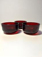 3 Arcoroc France sierra schaaltjes rood, Ophalen of Verzenden, Kom(men), Overige stijlen, Glas