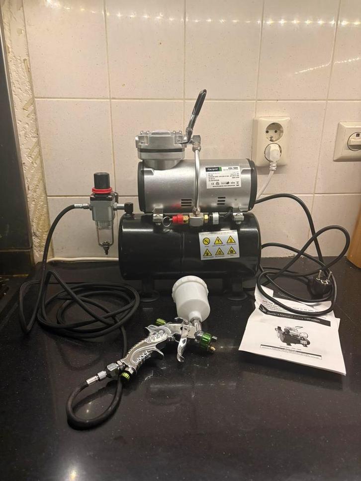 Fengda FD-186 Plson 125W air compressor/airbrush machine, Witgoed en Apparatuur, Overige Witgoed en Apparatuur, Gebruikt, Ophalen of Verzenden
