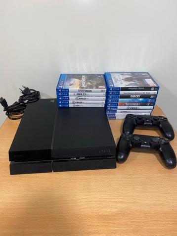 PS4 met 2 controllers en 14 games beschikbaar voor biedingen