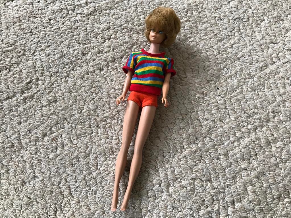 Vintage jaren 60 blonde barbie,bubble cut  midge,japan, Verzamelen, Poppen, Ophalen of Verzenden, Zo goed als nieuw