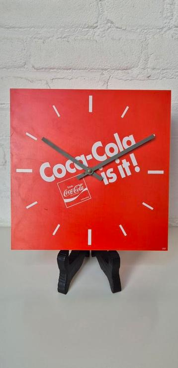Erg coole, vintage, Coca-Cola wandklok  beschikbaar voor biedingen