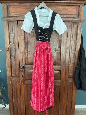 Oktoberfest Dirndl Jurk, Schort, Blouse, en Petticoat beschikbaar voor biedingen
