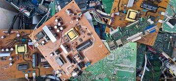 Printplaten / elektrische apparaten gezocht beschikbaar voor biedingen