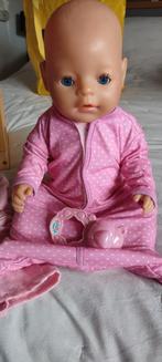 Baby born pop 43 cm met rammelaar en kleren, Ophalen of Verzenden, Zo goed als nieuw, Babypop
