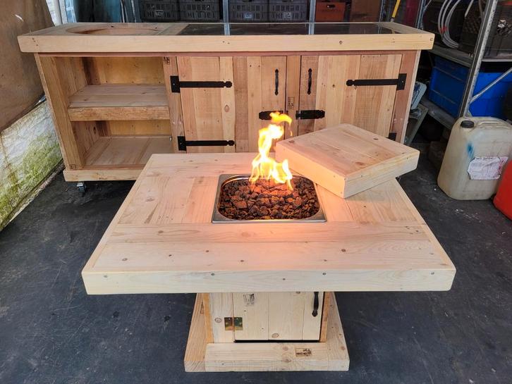 Nieuwe vuurtafel op gas., Tuin en Terras, Vuurtafels, Nieuw, Ophalen