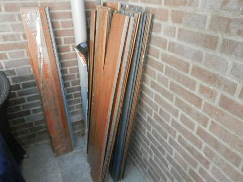 Keraliet stroken houtlook, restant, 120 cm. lang., Doe-het-zelf en Verbouw, Platen en Panelen, Nieuw, Overige materialen, Minder dan 20 mm