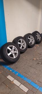 Winterbanden kia sportage, Auto-onderdelen, Banden en Velgen, Ophalen, 16 inch, Banden en Velgen, 235 mm