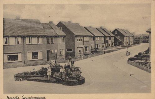 HENGELO - 1943 - Geraniumstraat, Verzamelen, Ansichtkaarten | Nederland, Gelopen, Overijssel, 1940 tot 1960, Verzenden