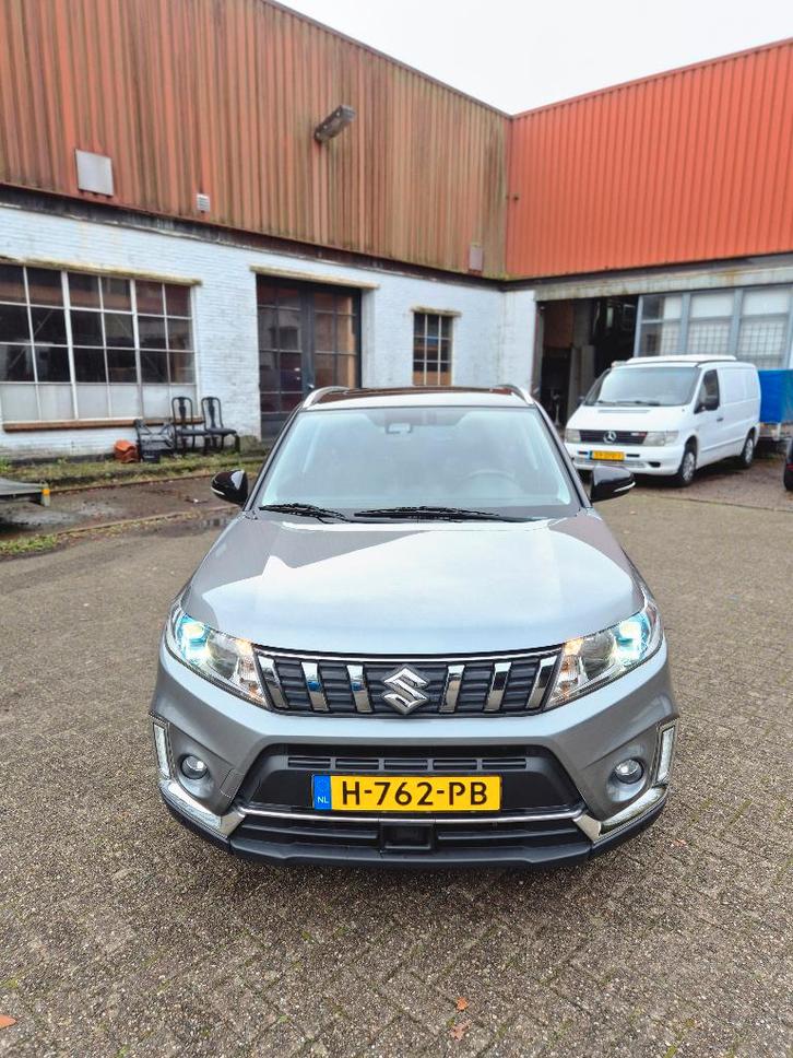 Suzuki Vitara 1.0 Boosterjet 2WD 2020 Grijs 2e eig.esse, Auto's, Suzuki, Particulier, Vitara, ABS, Achteruitrijcamera, Adaptive Cruise Control