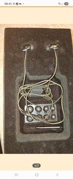 In ear   hoofdtelefoon IE 800, Ophalen