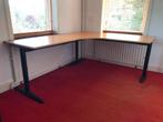 Bureau, Ophalen, In hoogte verstelbaar, Zo goed als nieuw, Bureau