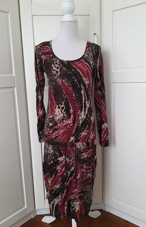 Isla Ibiza nieuwe grijs roze veren panter print jurk, maat S, Kleding | Dames, Jurken, Nieuw, Maat 36 (S), Grijs, Onder de knie