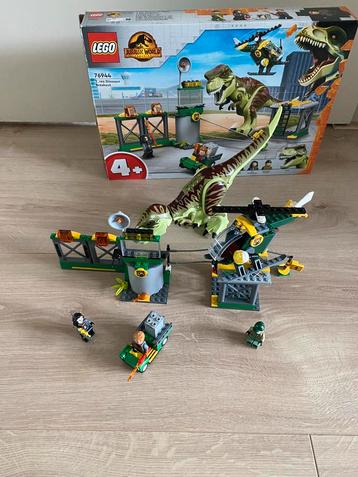 Lego jurassic world 76944 beschikbaar voor biedingen