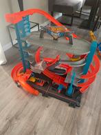 Hot Wheels Garage Haai - Parkeergarage met racebaan, Racebaan, Ophalen of Verzenden, Zo goed als nieuw, Hot Wheels