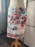 Rok met bloemen, Kleding | Dames, Rokken, Ophalen of Verzenden, Zo goed als nieuw, Maat 38/40 (M), Boven de knie