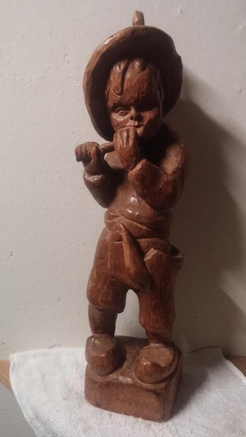 Leuk, vintage design beeld van een jongetje met fluit., Antiek en Kunst, Kunst | Beelden en Houtsnijwerken, Ophalen of Verzenden