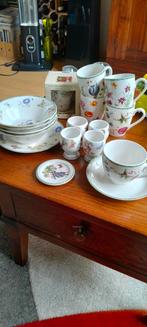 Janneke Brinkman servies, Huis en Inrichting, Keuken | Servies, Ophalen of Verzenden, Porselein, Overige stijlen, Kop(pen) en/of Schotel(s)