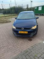 Volkswagen Polo 1.4 benzine 63KW 2010 Blauw NAP APK, Voorwielaandrijving, Stof, 4 cilinders, Blauw