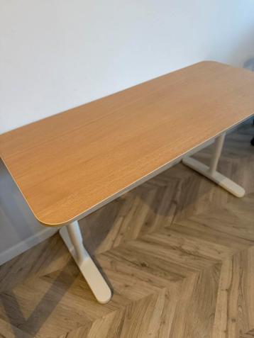 Zo goed als nieuwe bureau Bekant Ikea - afbeelding 2