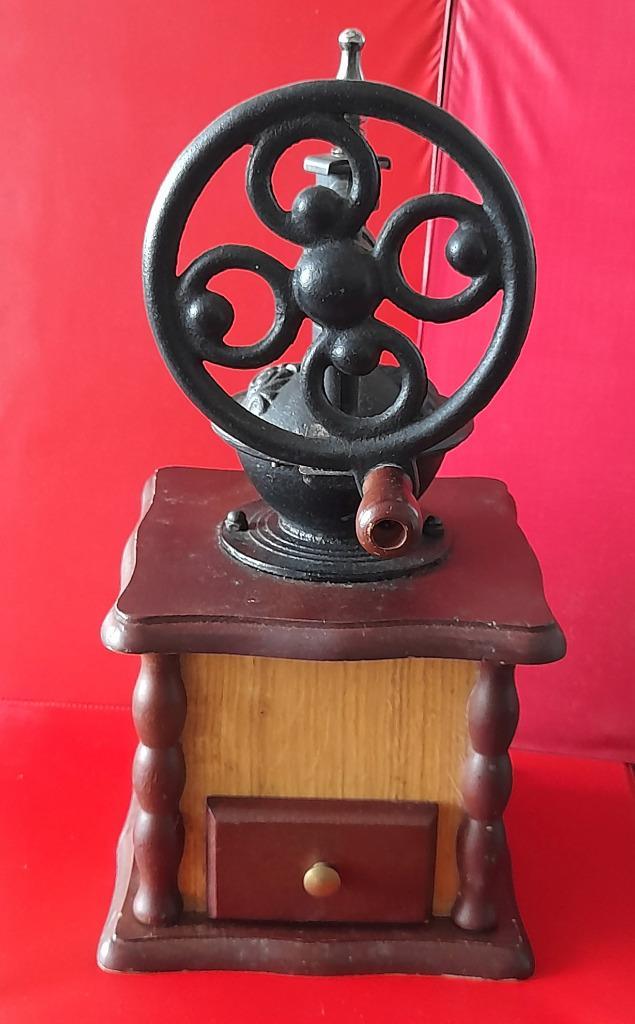 Koffiemolen met gietijzeren huis, Antiek en Kunst, Curiosa en Brocante, Ophalen of Verzenden