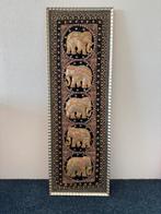 Handgemaakt Thais geborduurd wandkleed met olifantenmotief., Ophalen