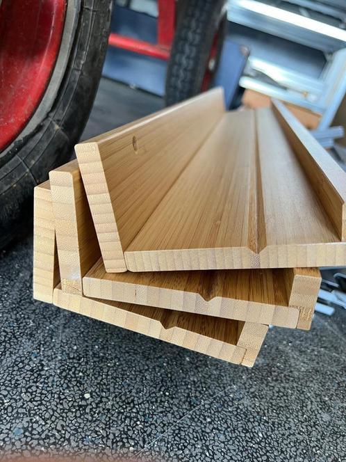 Ikea bamboe wandplankjes 2+1 gratis, Huis en Inrichting, Woonaccessoires | Wandplanken en Boekenplanken, Zo goed als nieuw, Ophalen