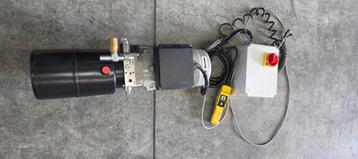 Te koop hydraulische pomp. beschikbaar voor biedingen