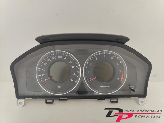 Kilometerteller KM van een Volvo V60, Auto-onderdelen, Dashboard en Schakelaars, Volvo, Gebruikt, 3 maanden garantie, Ophalen of Verzenden
