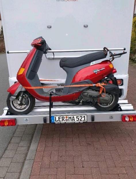 ✅Mooie skr 125cc 2t lage km stand duits✅, Fietsen en Brommers, Brommers | Puch, Zo goed als nieuw, Overige modellen, Ophalen of Verzenden