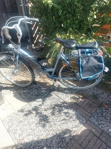 Gazelle Damesfiets met versnellingen stadsfiets beschikbaar voor biedingen