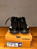 Mizuno Korfbalschoenen 42 1/2 nieuw in doos, Sport en Fitness, Korfbal, Ophalen of Verzenden, Nieuw, Schoenen