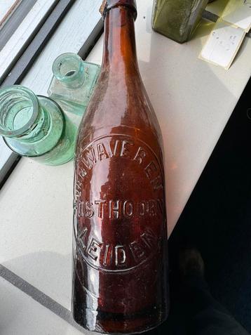 Bodemvondst 1850 van WAVEREN POSTHOORN LEIDEN bier fles beschikbaar voor biedingen