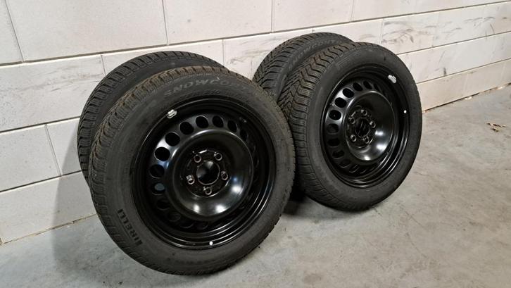 Winterbanden Mercedes A-Klasse B-Klasse 195/55/16 als nieuw!, Auto-onderdelen, Banden en Velgen, Banden en Velgen, Winterbanden