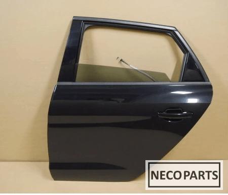 AUDI A1 82A ACHTERDEUR LINKS ORIGINEEL KLEUR LY9T, Auto-onderdelen, Interieur en Bekleding, Audi, Gebruikt, Ophalen of Verzenden