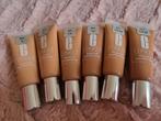 Clinique beyond perfecting foundation serum/concealer in 1, Verzenden, Nieuw, Overige kleuren, Gehele gezicht
