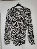 Gedrapeerde zwart-wit blouse maat M, Kleding | Dames, Tops, Nieuw, H&M, Ophalen of Verzenden, Lange mouw
