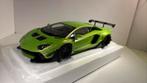 Lamborghini Aventador LB-WORKS green autoart 1.18, Ophalen of Verzenden, Autoart, A, A