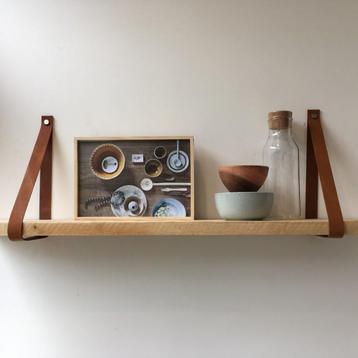 Leren plankdragers zwart of cognac + plank + RVS kapjes beschikbaar voor biedingen