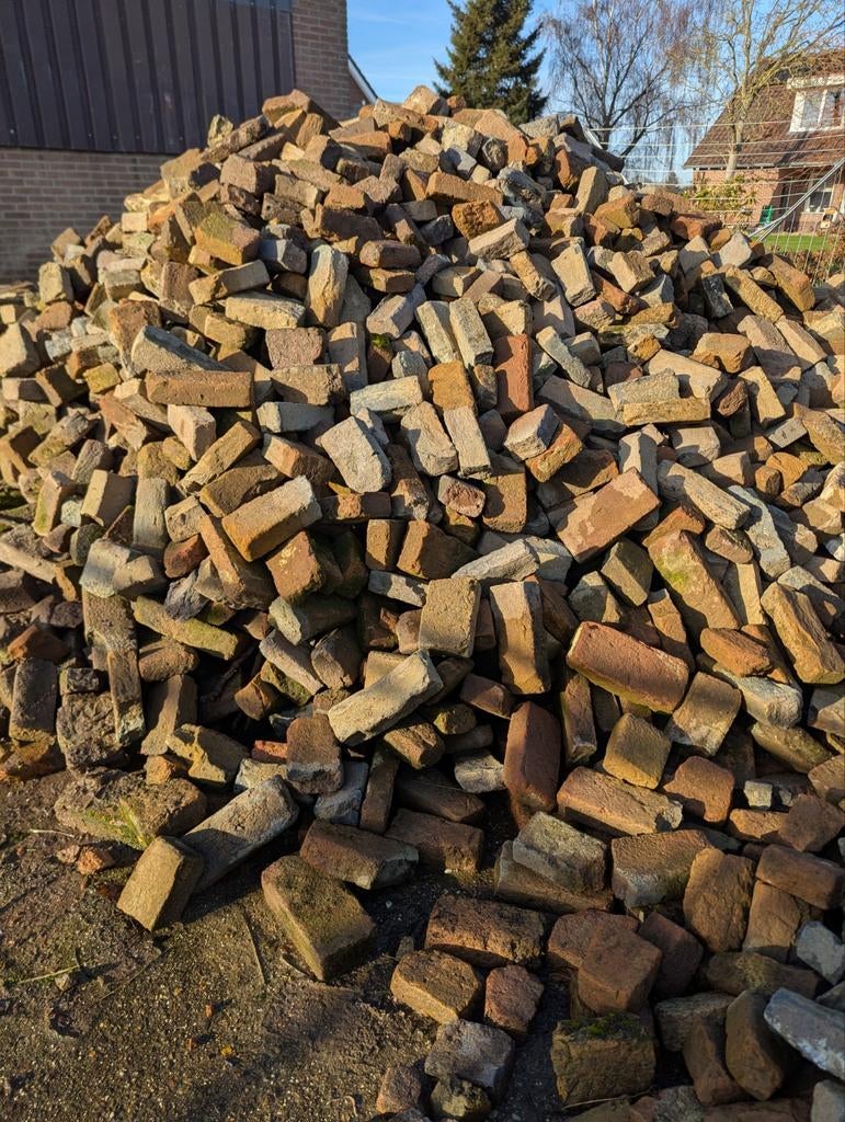 Oude gebakken klinkers/ waaltjes (+-55m2), Doe-het-zelf en Verbouw, Metselstenen, Ophalen, Gebruikt, Bakstenen