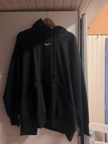 nieuwe nike hoodie XL beschikbaar voor biedingen