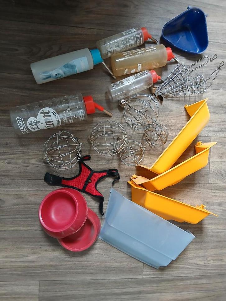 Knaagdier spullen, Dieren en Toebehoren, Knaagdieren en Konijnen | Toebehoren, Gebruikt, Voerbakje, Ophalen of Verzenden