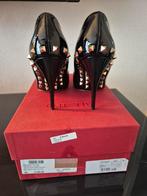 Valentino Hakken Lakleer - Maat 38,5 - Nieuwstaat, Valentino, Ophalen of Verzenden, Zo goed als nieuw, Zwart