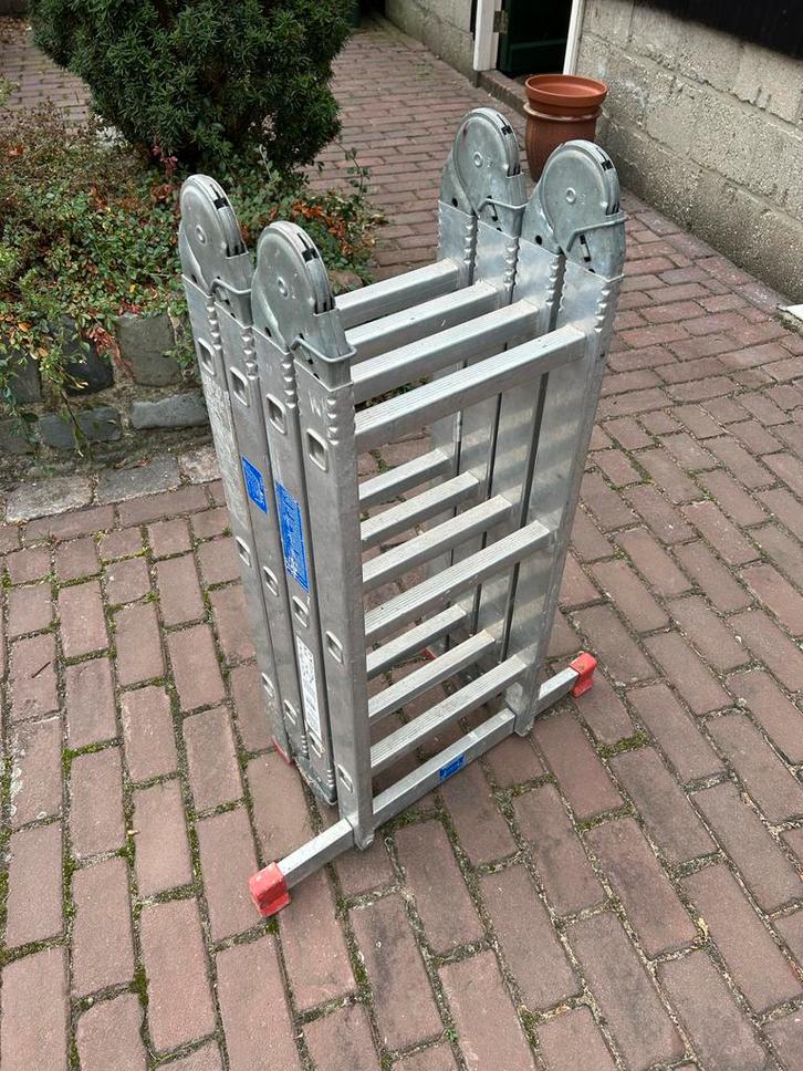 Vouwladder - Zo Goed Als Nieuw!, Doe-het-zelf en Verbouw, Ladders en Trappen, Zo goed als nieuw, Ladder, Minder dan 2 meter, Opvouwbaar of Inschuifbaar