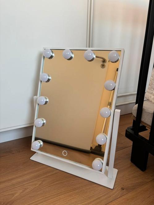Spiegel met lampjes, Huis en Inrichting, Woonaccessoires | Spiegels, Nieuw, Minder dan 50 cm, Minder dan 100 cm, Rechthoekig, Ophalen