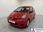 Toyota Aygo 1.0-12V Aspiration Red, Auto's, Toyota, Voorwielaandrijving, 4 stoelen, 68 pk, Bedrijf
