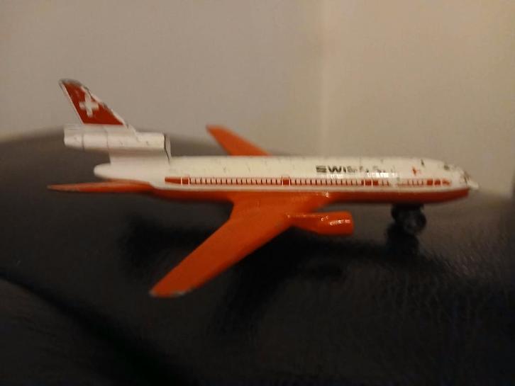 Douglas DC -10 en F-16, Verzamelen, Luchtvaart en Vliegtuigspotten, Schaalmodel, Ophalen of Verzenden